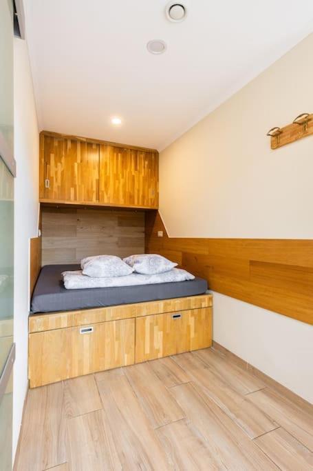 Apartment Cosy Full Equipped Flat Brüssel